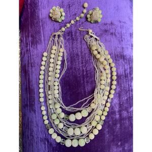 vintage 1950s green sugar bead necklace clip on earrings multi strand jewelry